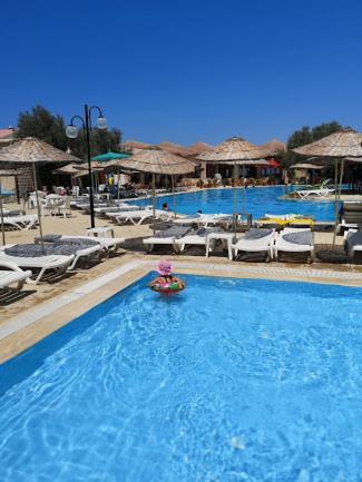 Alize Resort Hotel Yenifoca Екстер'єр фото